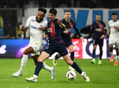 psg overcome red card to beat marseille and take step closer to title psg overcome red card to beat marseille and take step closer to title